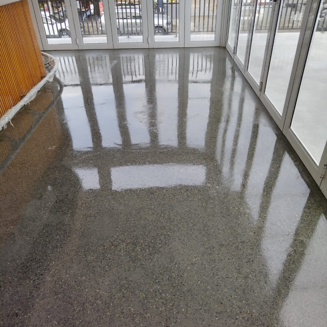 Concrete grinding for smooth flooring surfaces