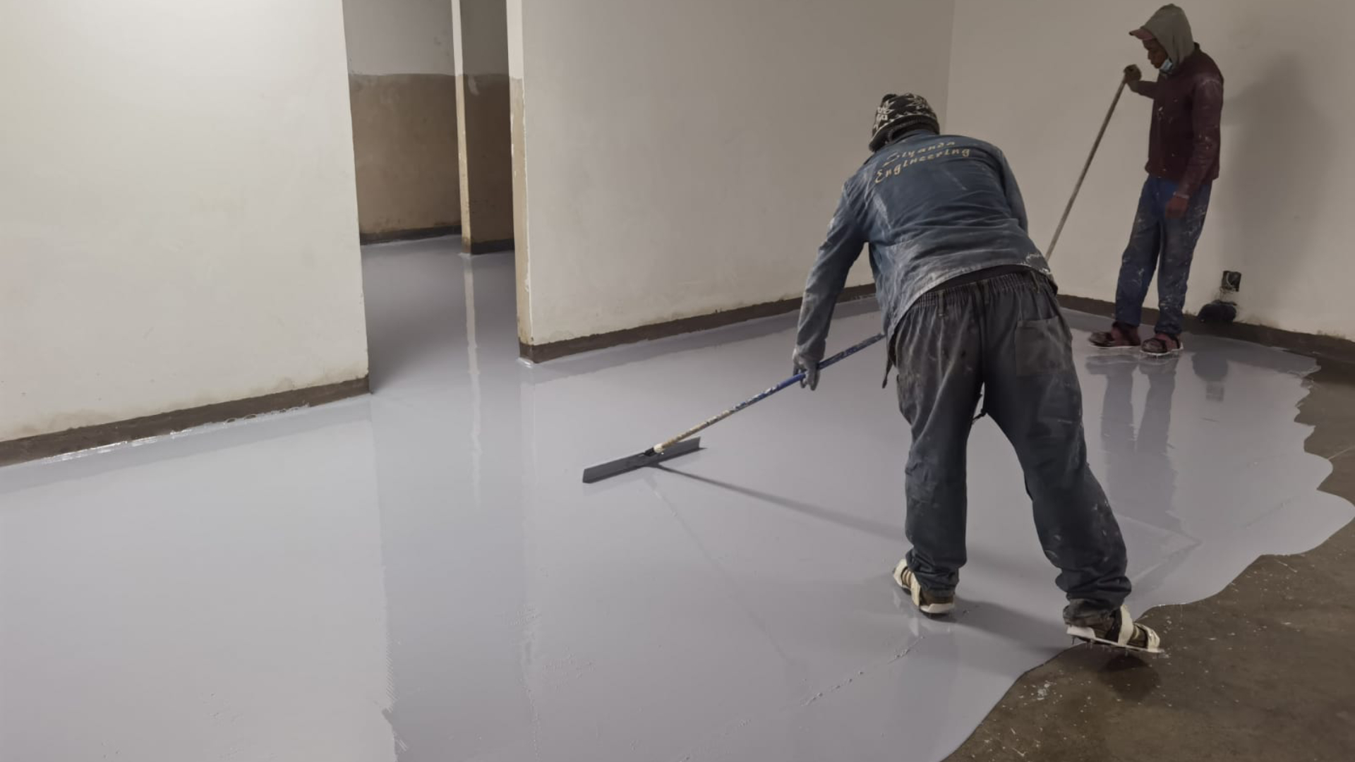 Residential concrete floor grinding and polishing services